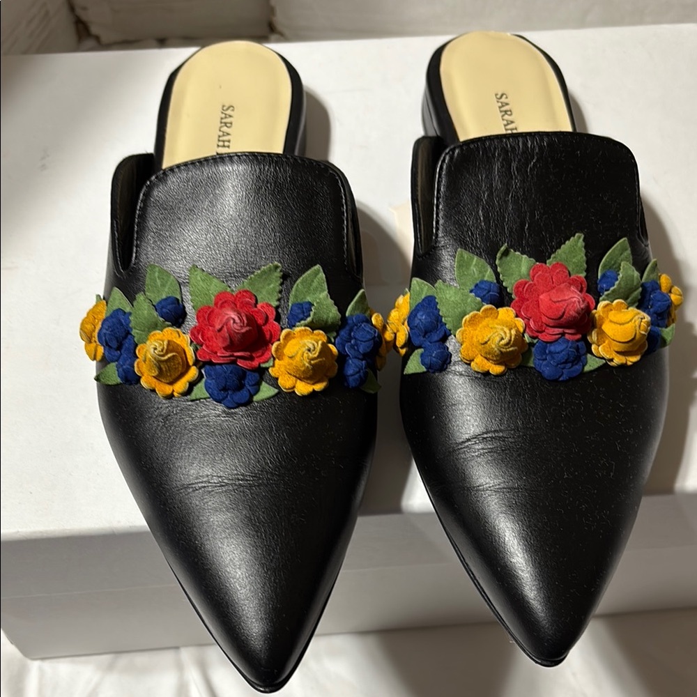 Sarah Flint leather mules with flower adornments. Made in Italy. EUC